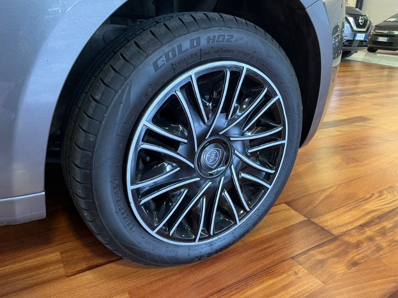 LANCIA – Ypsilon 1.0 FireFly 5 porte S&S Hybrid Gold