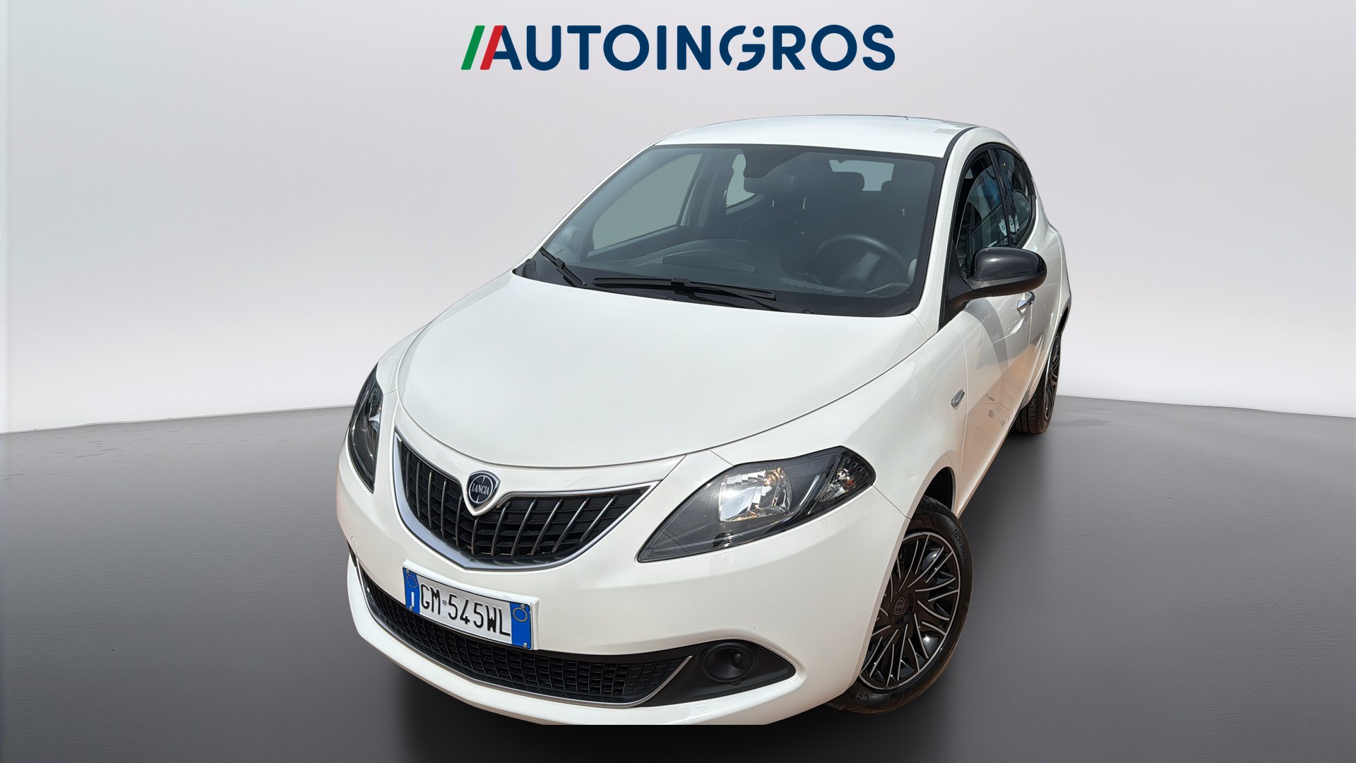 LANCIA Ypsilon Ypsilon 1.0 firefly hybrid Silver s&s 70c