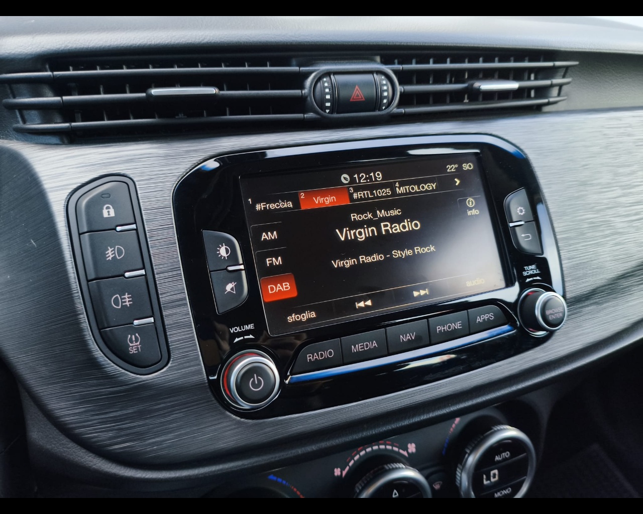 Foto ALFA ROMEO Giulietta 1.6 jtdm Super 120cv 