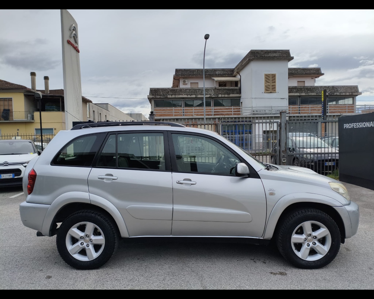Foto TOYOTA RAV4 5p 2.0 d-4d 16v FL