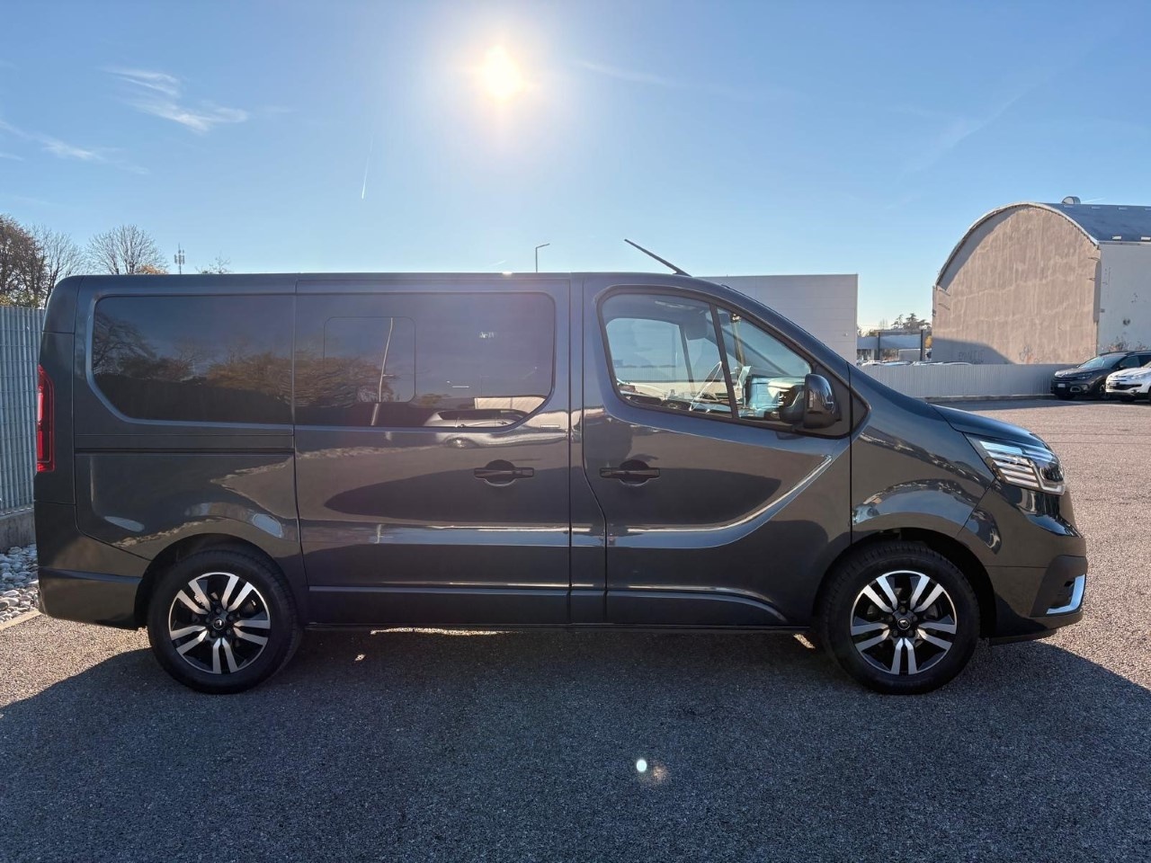 Renault Trafic IV trafic spaceclass 2.0 Blue dci 170cv L1H1 EDC - 4