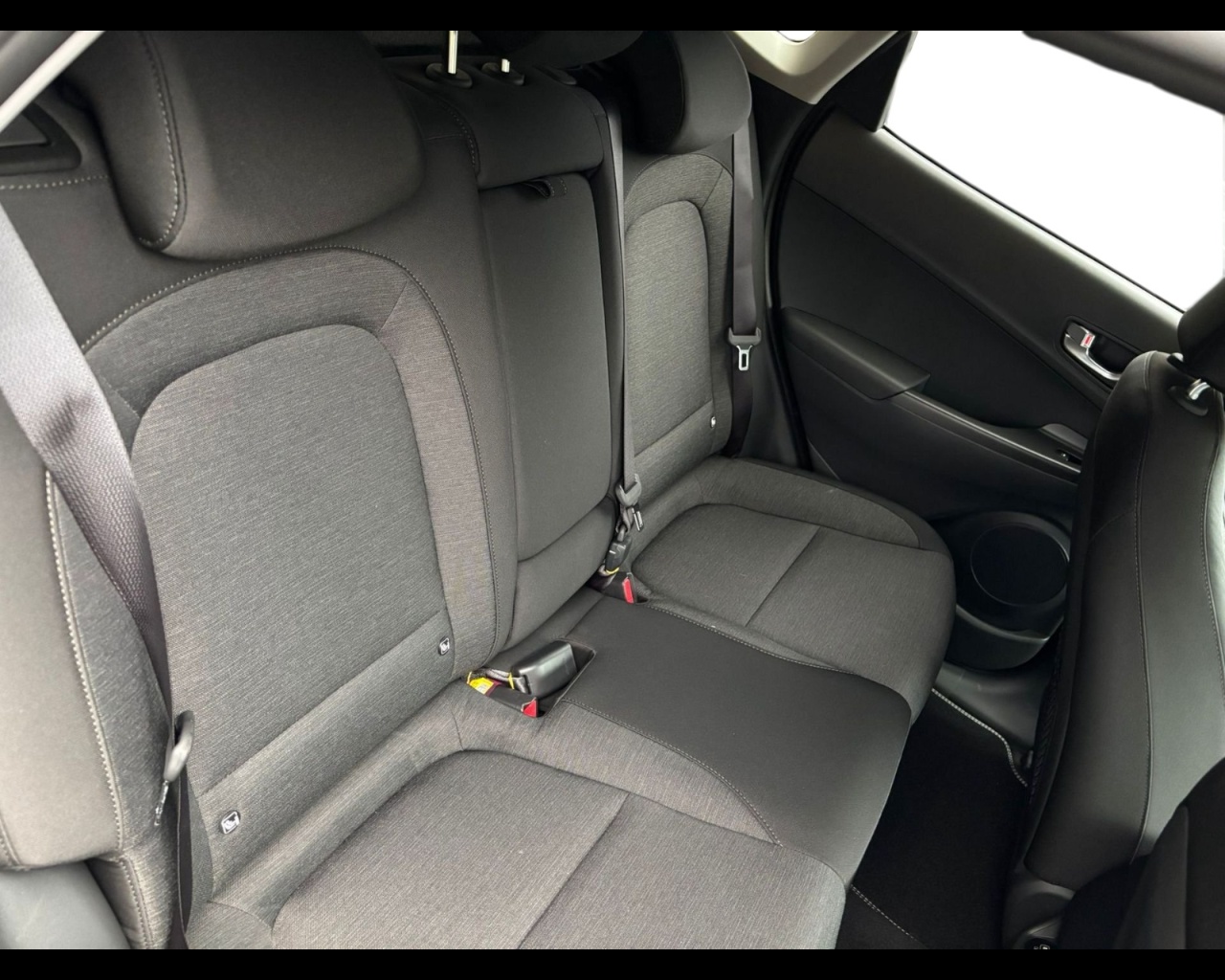 HYUNDAI KONA EV FL 39KWH XLINE Elettrica km0 - 17