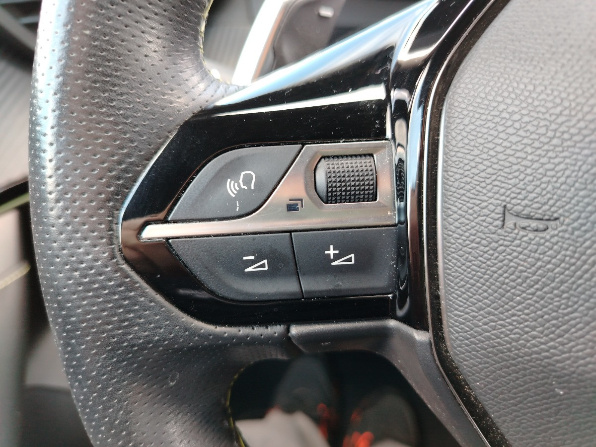 Peugeot 2008 Usato 2021 2008 Este