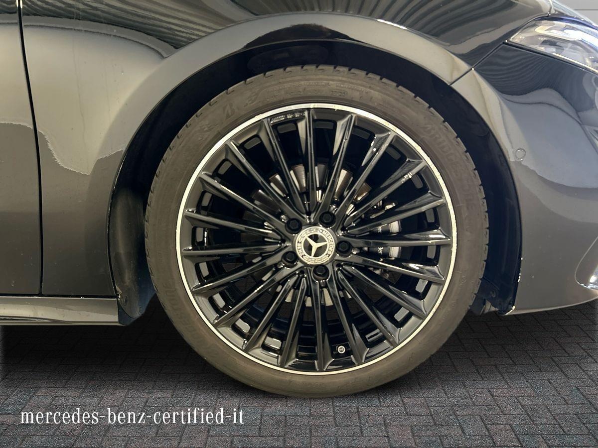 Mercedes Classe A Classe A 180 D Premium AMG Line Speedshift DCT AMG 8G - 17