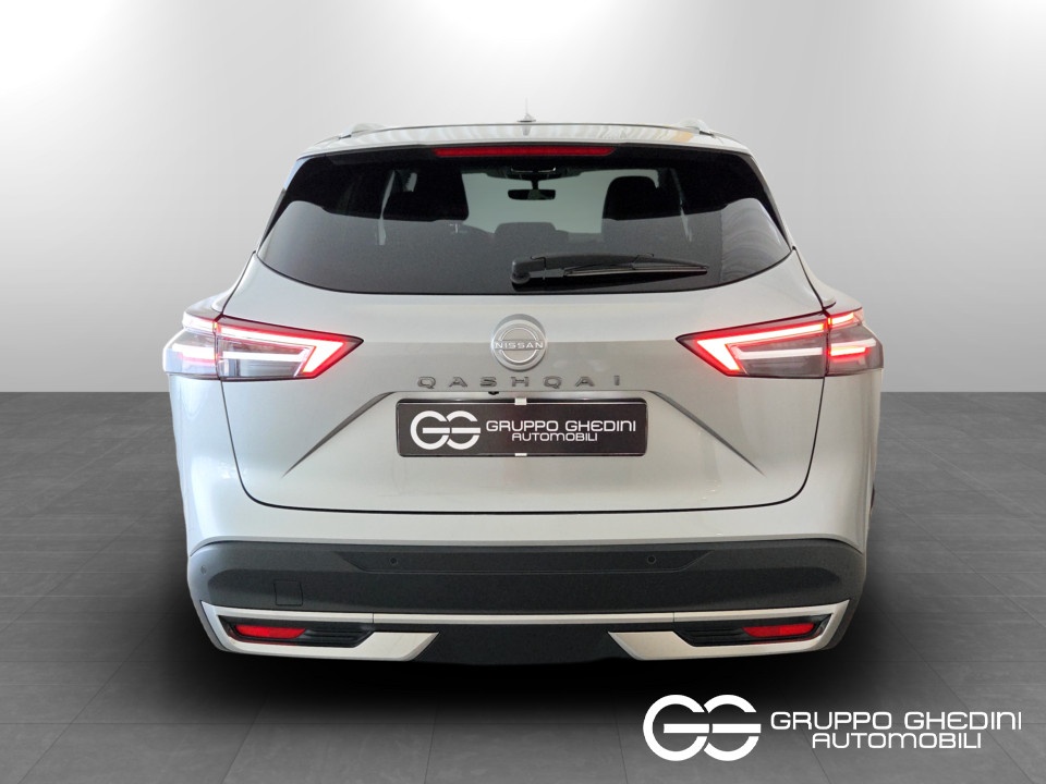 NISSAN Qashqai 1.3 mhev N-Connecta 2wd 140cv Ibrida usato - 4