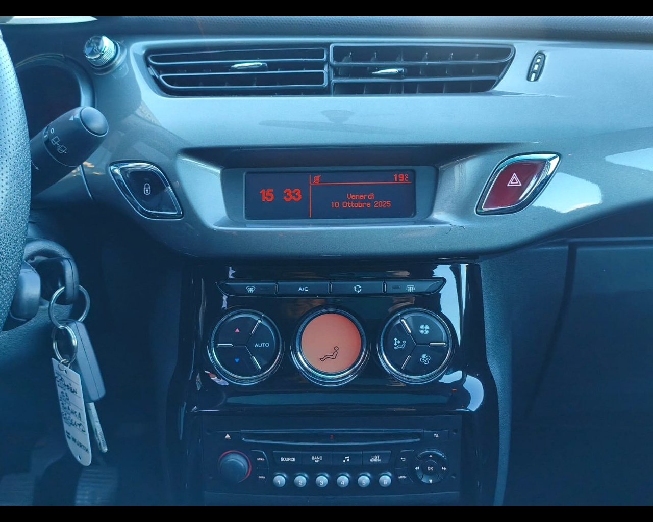 Foto CITROEN C3 1.2 puretech (vti) Exclusive 82cv FL