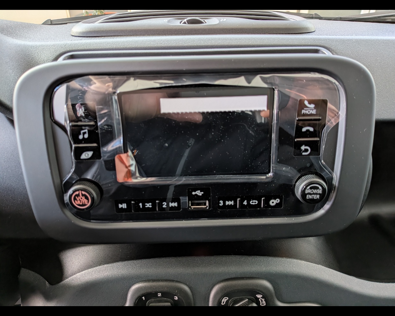 Foto FIAT Pandina 1.0 firefly hybrid Icon s&s 70cv 5p.ti