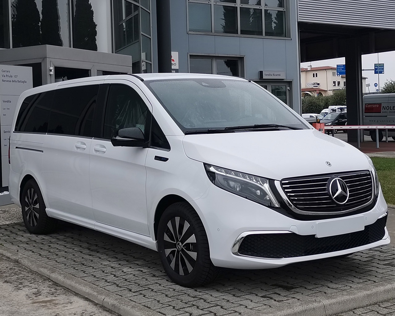 Mercedes Classe V EQV 300 Long - 3