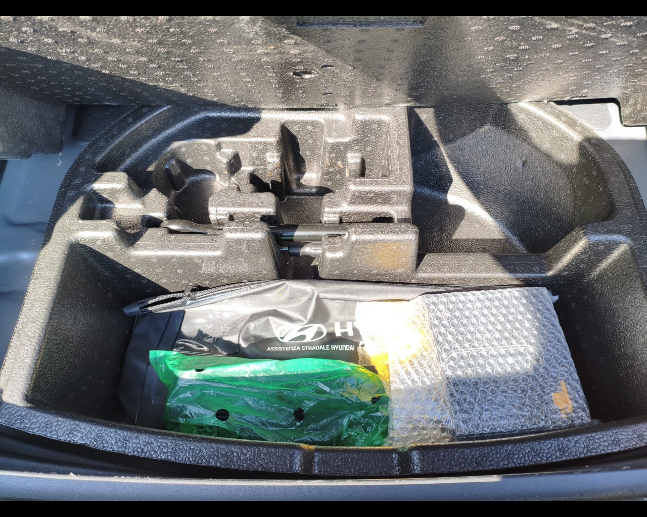 Foto HYUNDAI Kona 64 kWh EV Xline 204cv