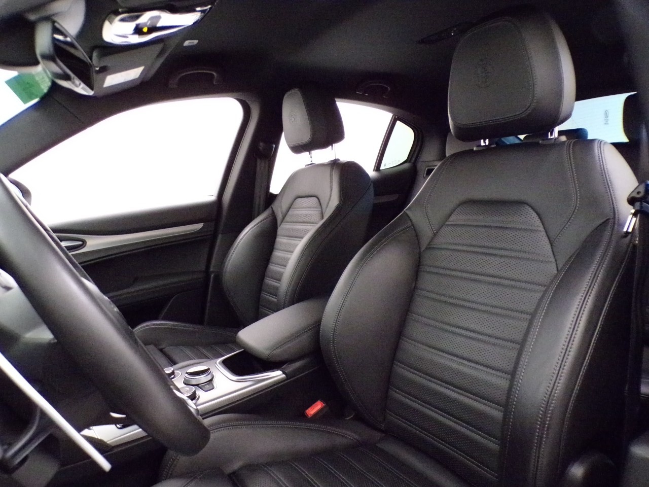 Alfa Romeo Stelvio Stelvio 2.2 Turbo 210cv Veloce Q4 AT8 - 12
