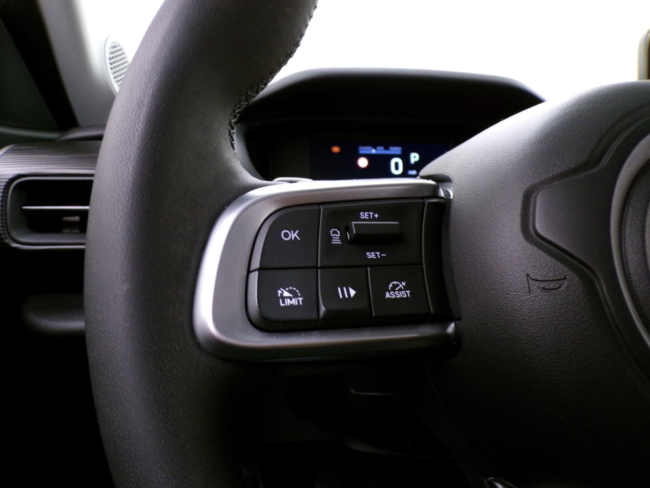 Jeep Avenger Avenger 1.2 Turbo e-Hybrid 100cv Longitude FWD eDCT6 - 16