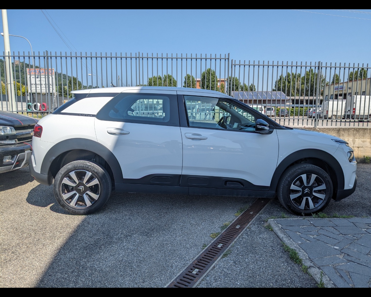 Foto CITROEN C4 Cactus 1.5 bluehdi Feel Pack s&s 120cv eat6