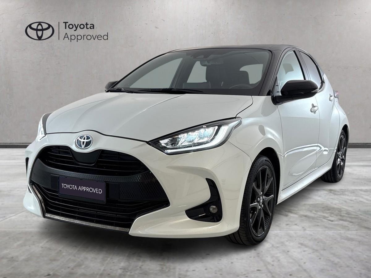 Foto veicolo TOYOTA Yaris IV 2020 Yaris IV 2020 - Yaris 1.5h Style Ibrido benzina