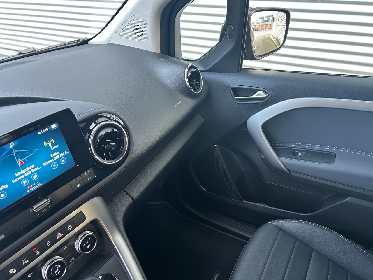 Mercedes  Classe T Long 180d Premium auto - 11