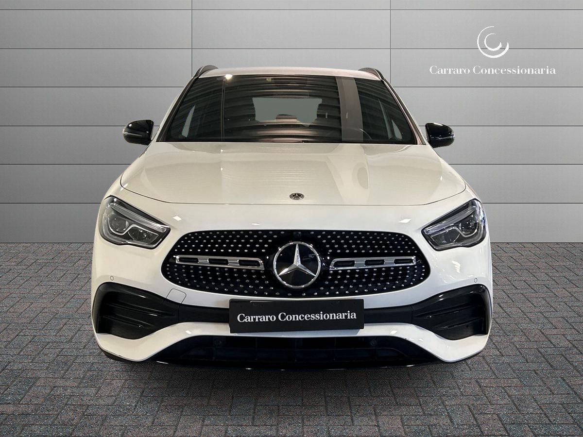 Mercedes GLA GLA 200 D Premium 4Matic 8G-DCT - 3