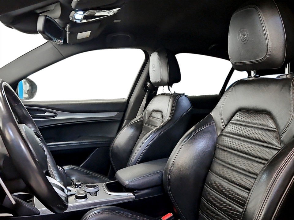 ALFA ROMEO Stelvio 2.2 t Veloce Q4 210cv auto Diesel usato - 6
