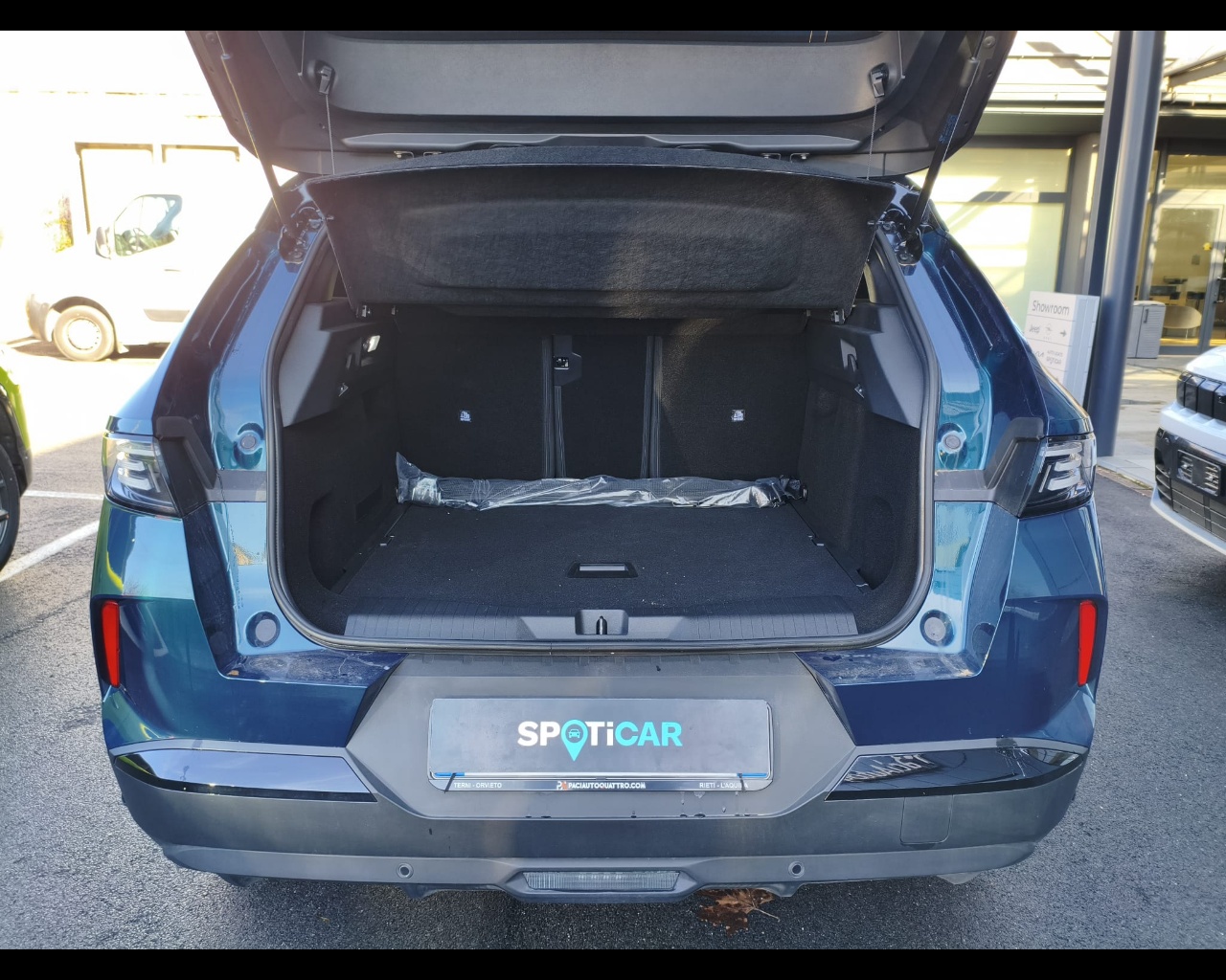 Foto OPEL Grandland 1.2 hybrid GS 136cv e-dcs6