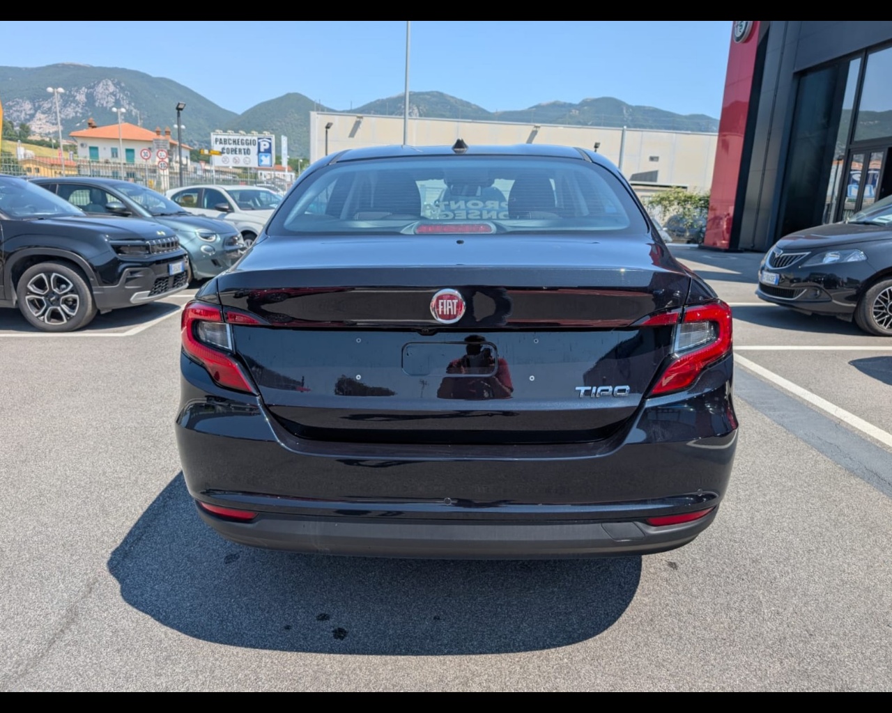 Foto FIAT TIPO SEDAN 1,6 130 CV 