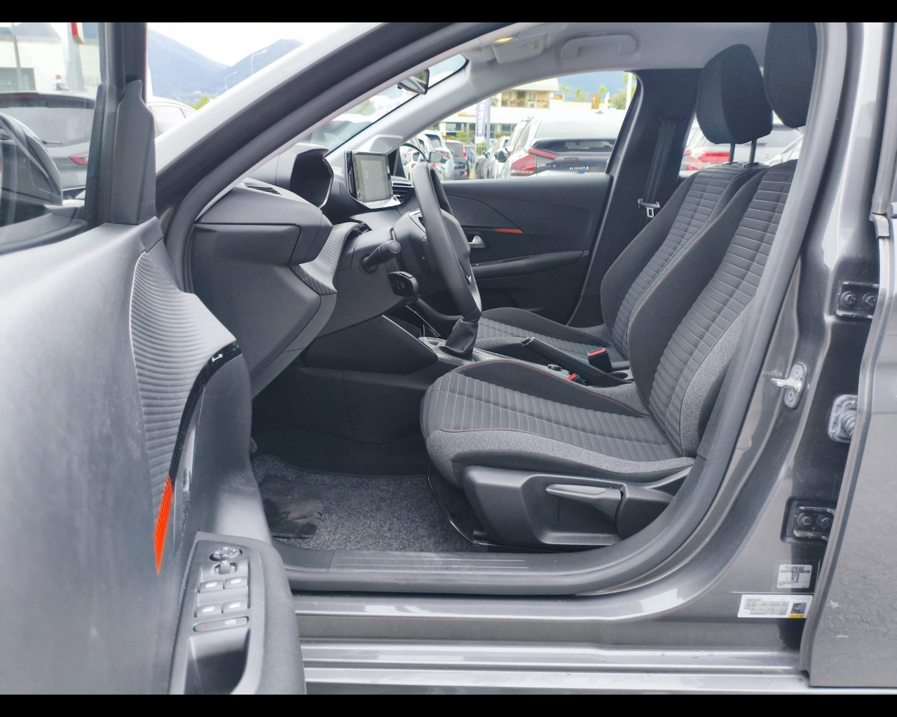 Foto PEUGEOT 208 1.2 puretech Active Pack s&s 75cv