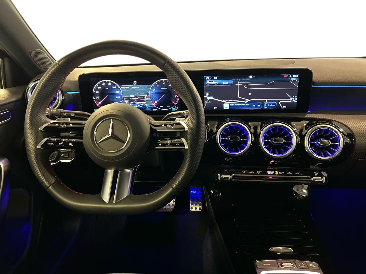 Mercedes  Classe A 180 Advanced Plus AMG Line 7G-DCT - 11