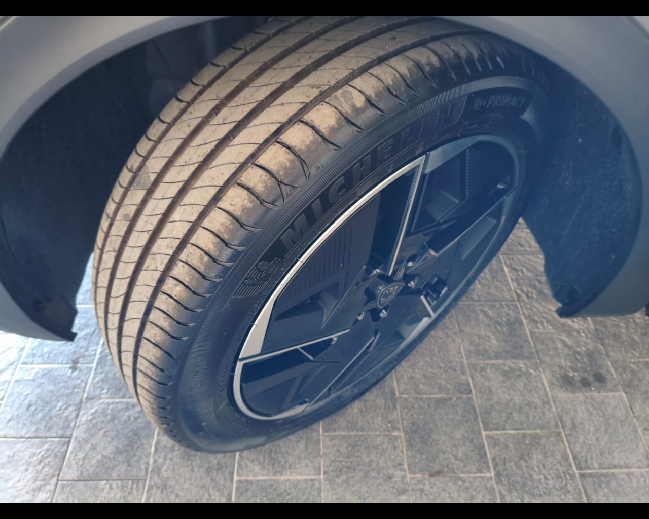 Foto PEUGEOT 408 1.2 hybrid GT 136cv e-dsc6