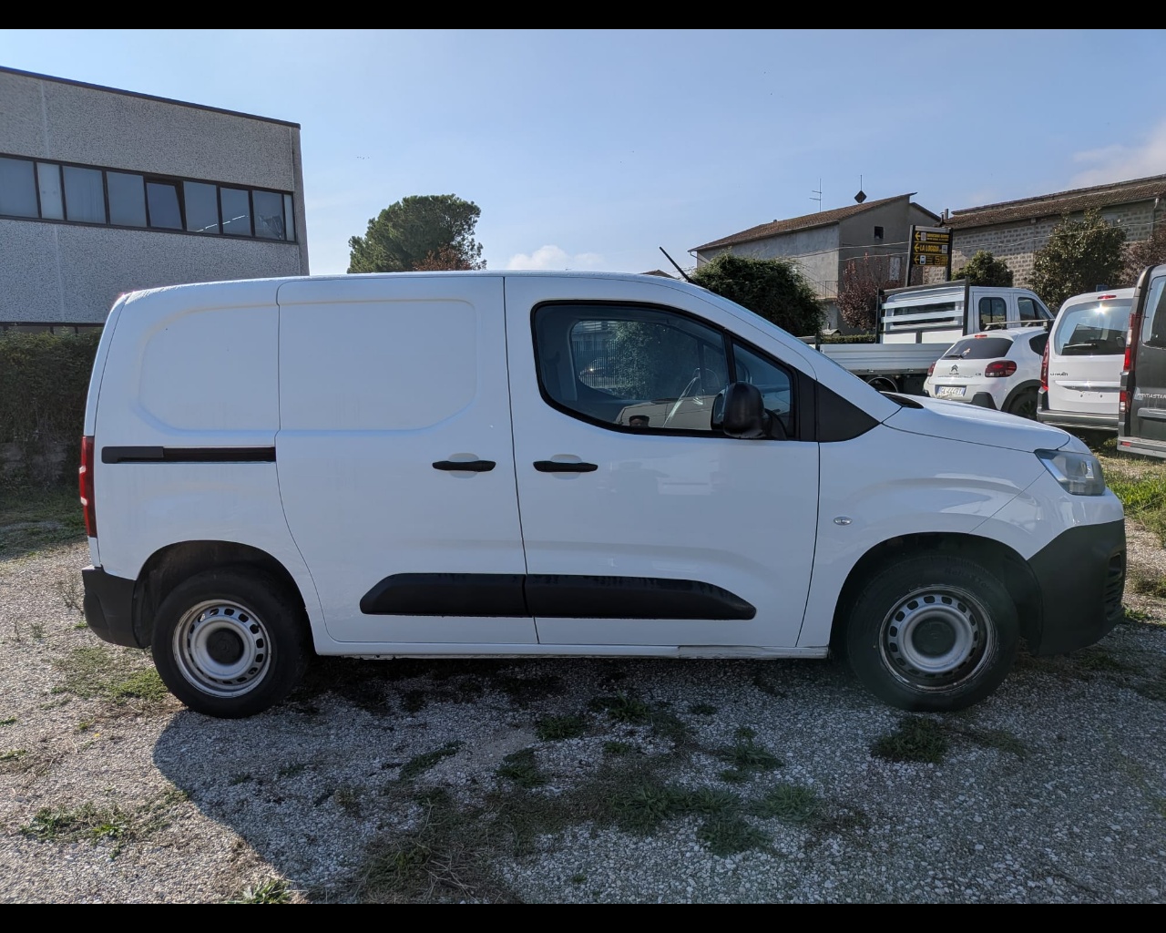 Foto CITROEN Berlingo van M 1.5 bluehdi 100cv Club 3p.ti