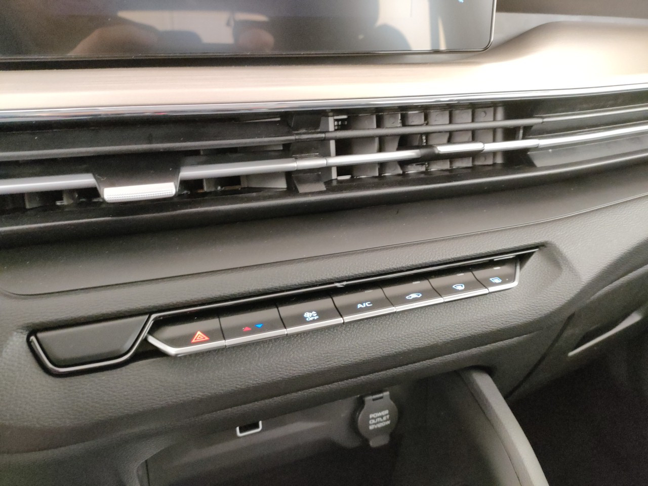 Emc Quattro Nuovo Benzina Quattro Porto Mantovano