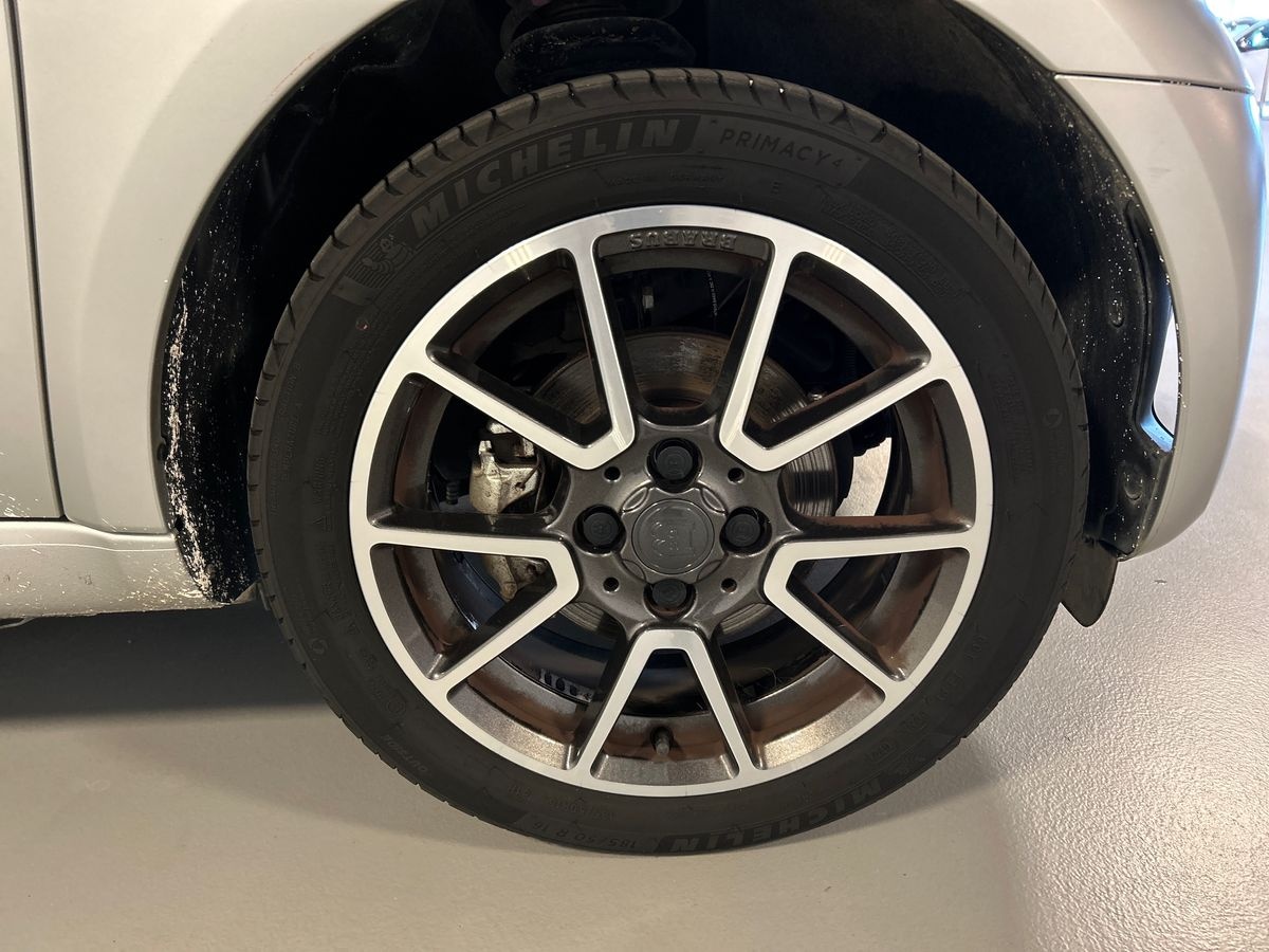 smart fortwo fortwo 22kW EQ mattrunner - 17