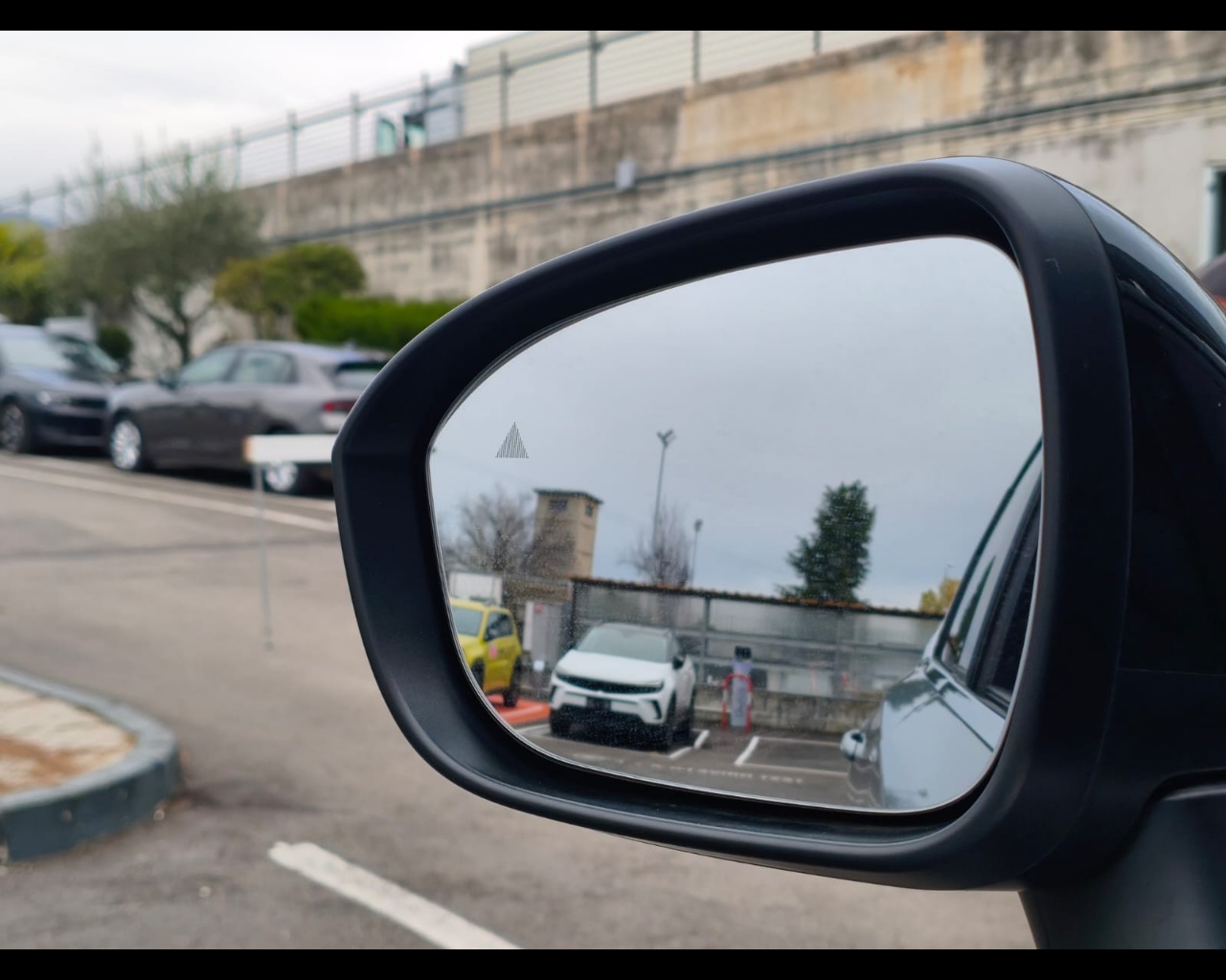 Foto NISSAN Qashqai 1.3 mhev Tekna+ 2wd 158cv xtronic