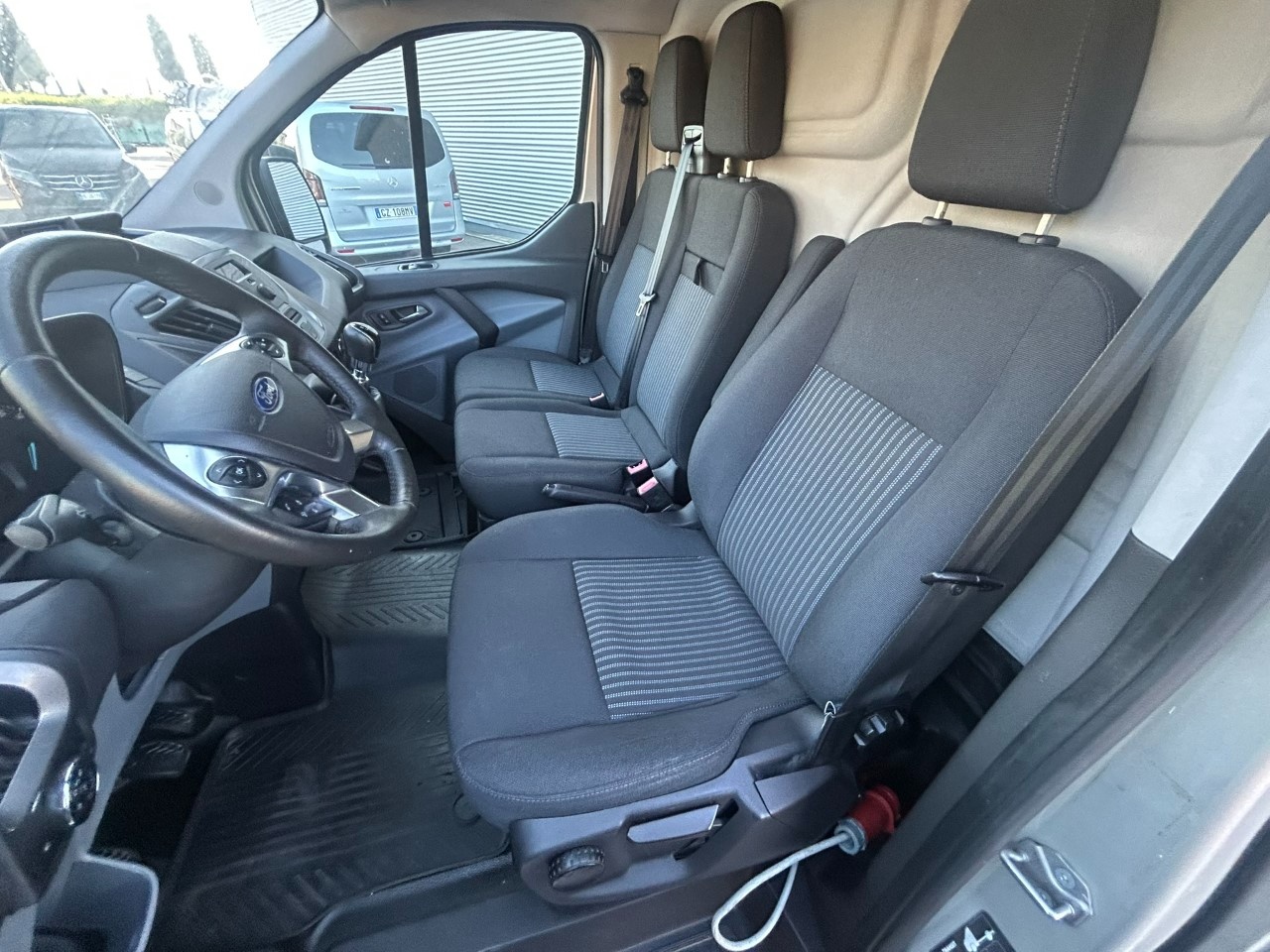 Ford Transit Custom I transit custom 270 2.0 tdci 130cv Trend L1H1 E6 - 13