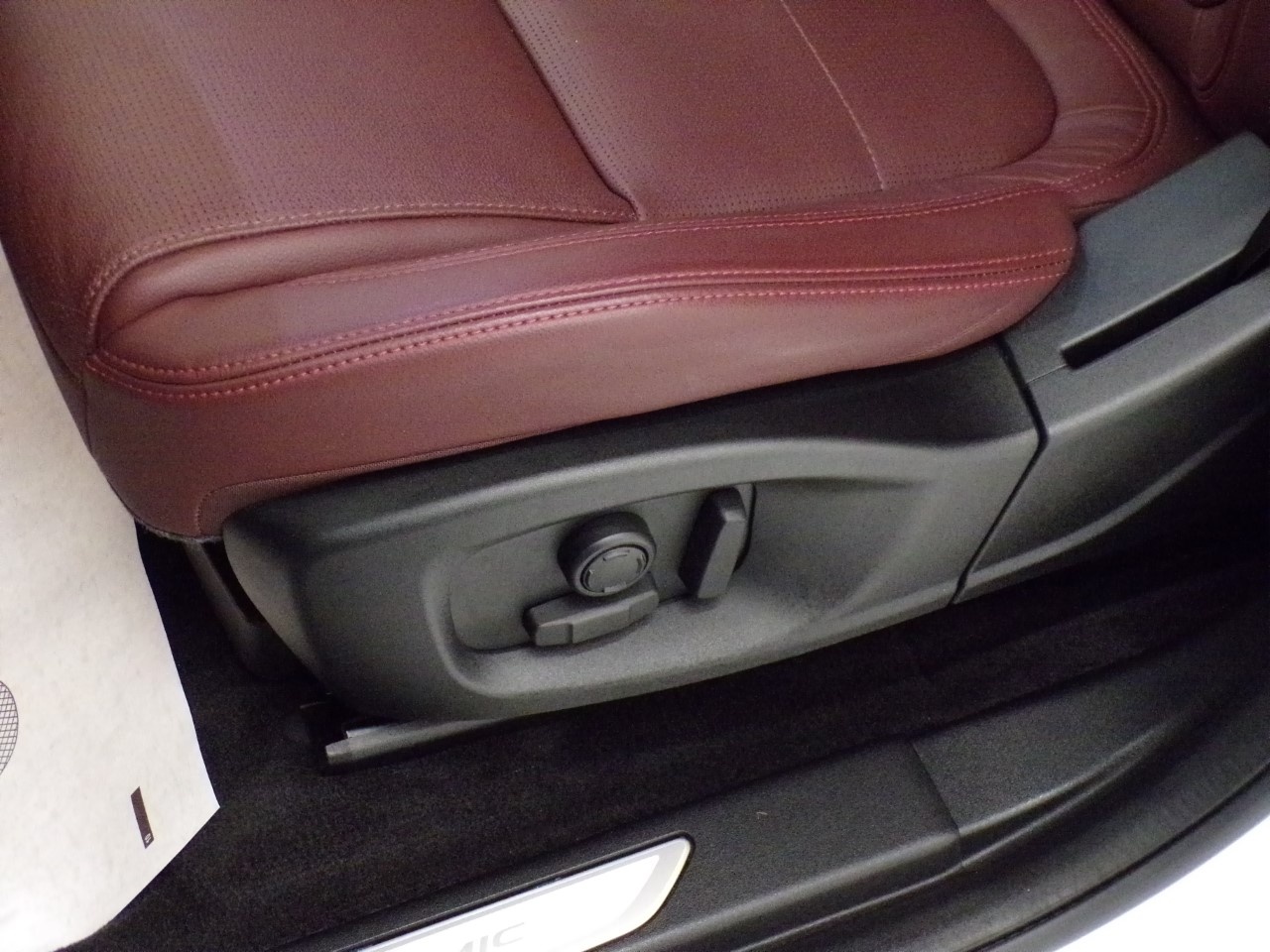 Jaguar E-Pace E-Pace 2.0 D163 R-Dynamic Black AWD Auto - 15