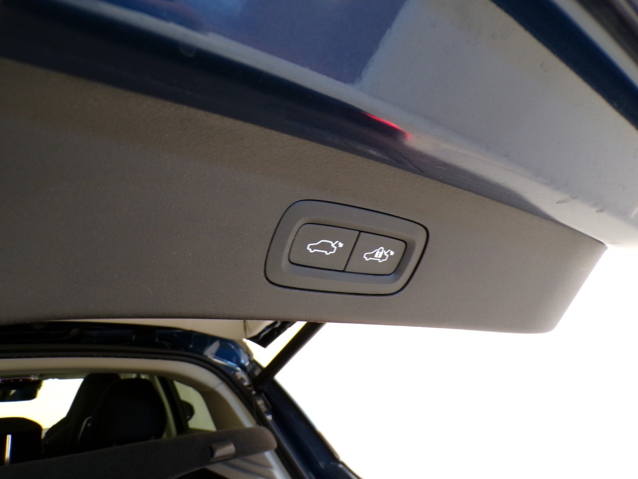 Lynk&co 01 01 1.5 TD phev DCTH - 9