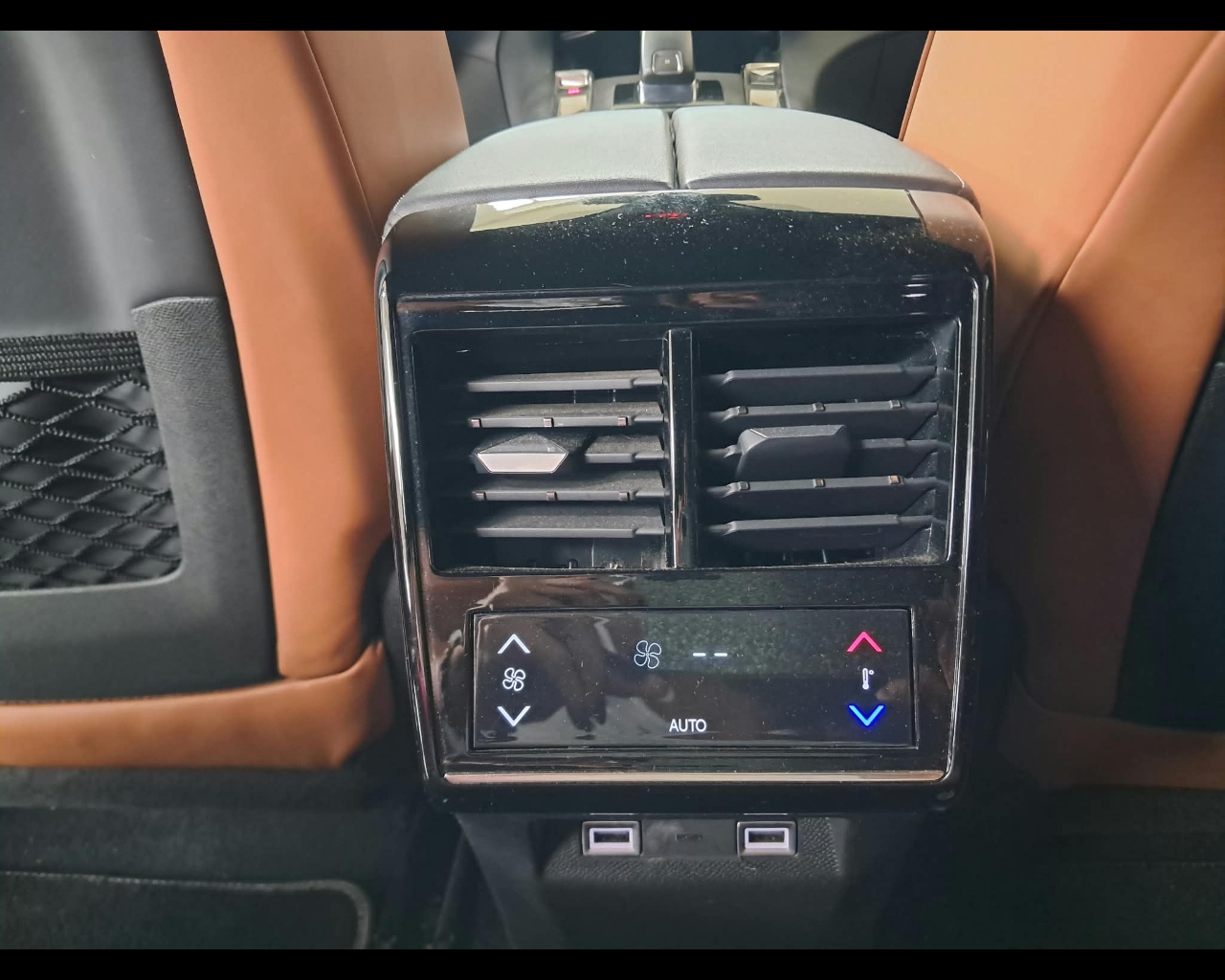 Foto DS DS7 Crossback 1.5 bluehdi Grand Chic 130cv auto