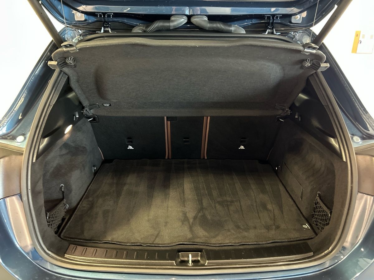 Mercedes GLA GLA 200 D Premium 8G-DCT - 8