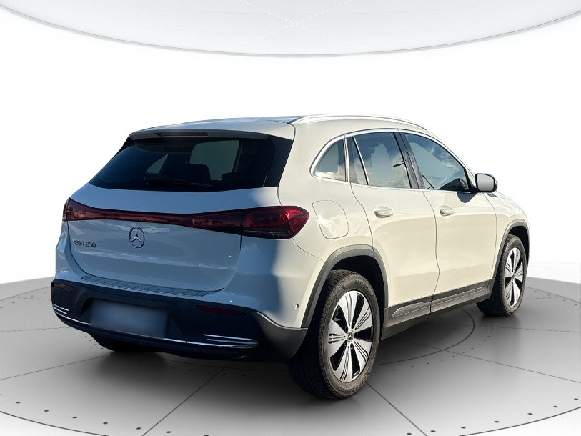 Mercedes EQA - H243 2021 Usato 2022 EQA - H243 2021 Padova