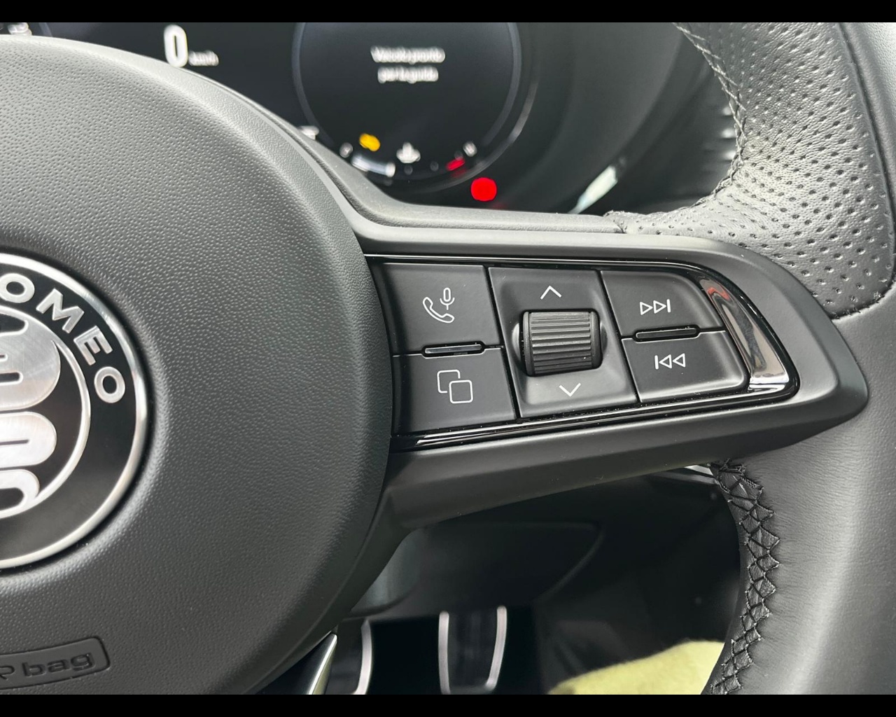 Foto ALFA ROMEO Tonale Ibrida My25 Hybrid 160cv Sprint