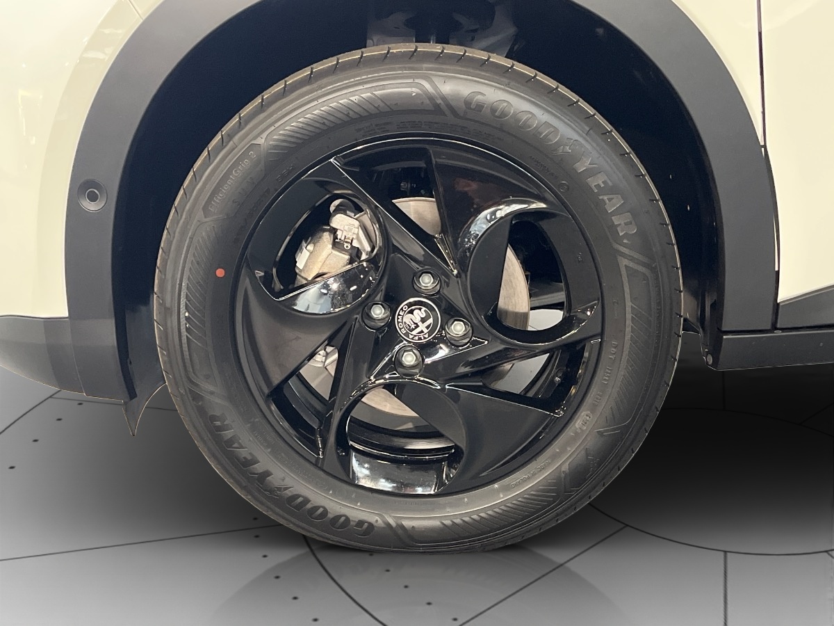 Alfa Romeo Junior Nuovo Ibrido benzina Junior Verona