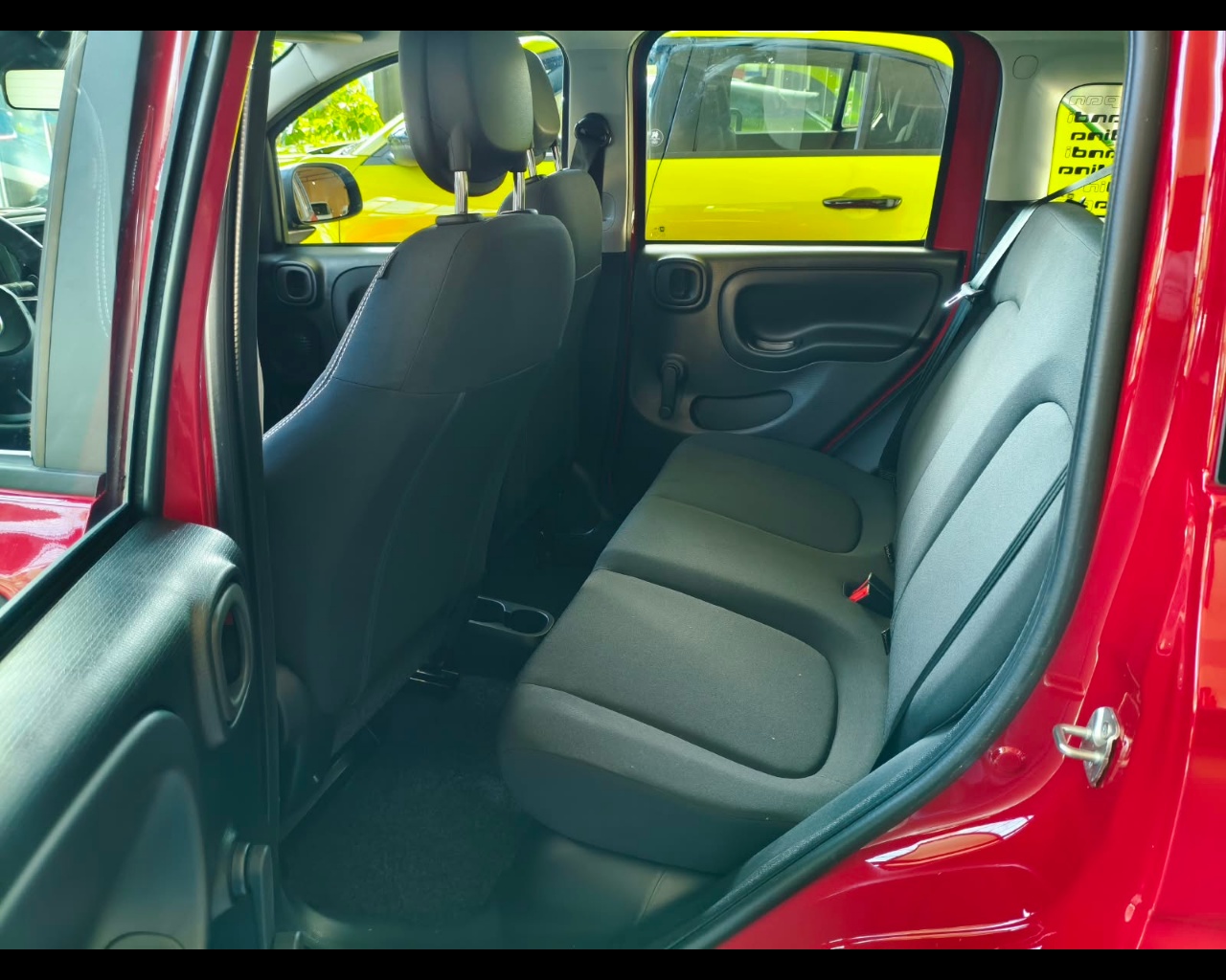 Foto FIAT Pandina 1.0 65cv Hybrid Icon
