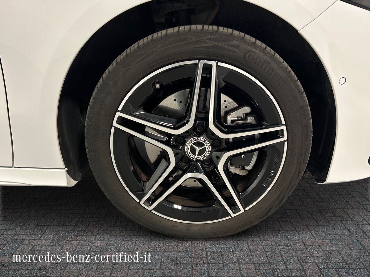 Mercedes Classe A Classe A 250 e Plug-In Hybrid AMG Line ADVANCED PLUS - 17