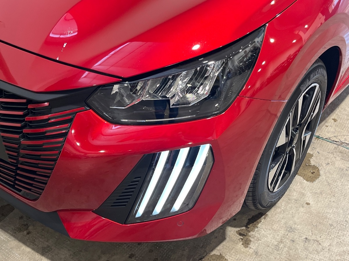 Peugeot 208 Nuovo Benzina 208 Verona
