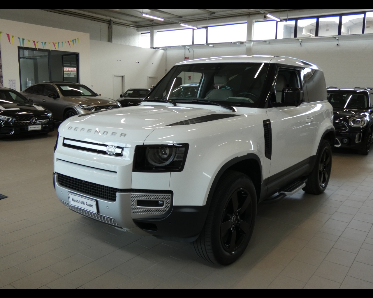 LAND ROVER Defender