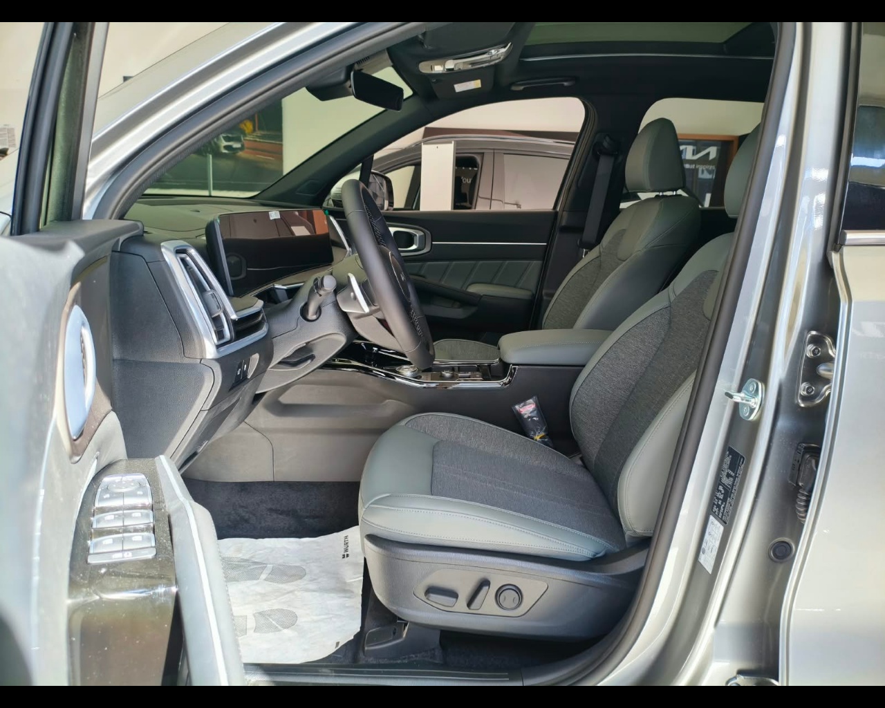 Foto KIA SORENTO MY25 2.2 DCT 2WD STYLE SR