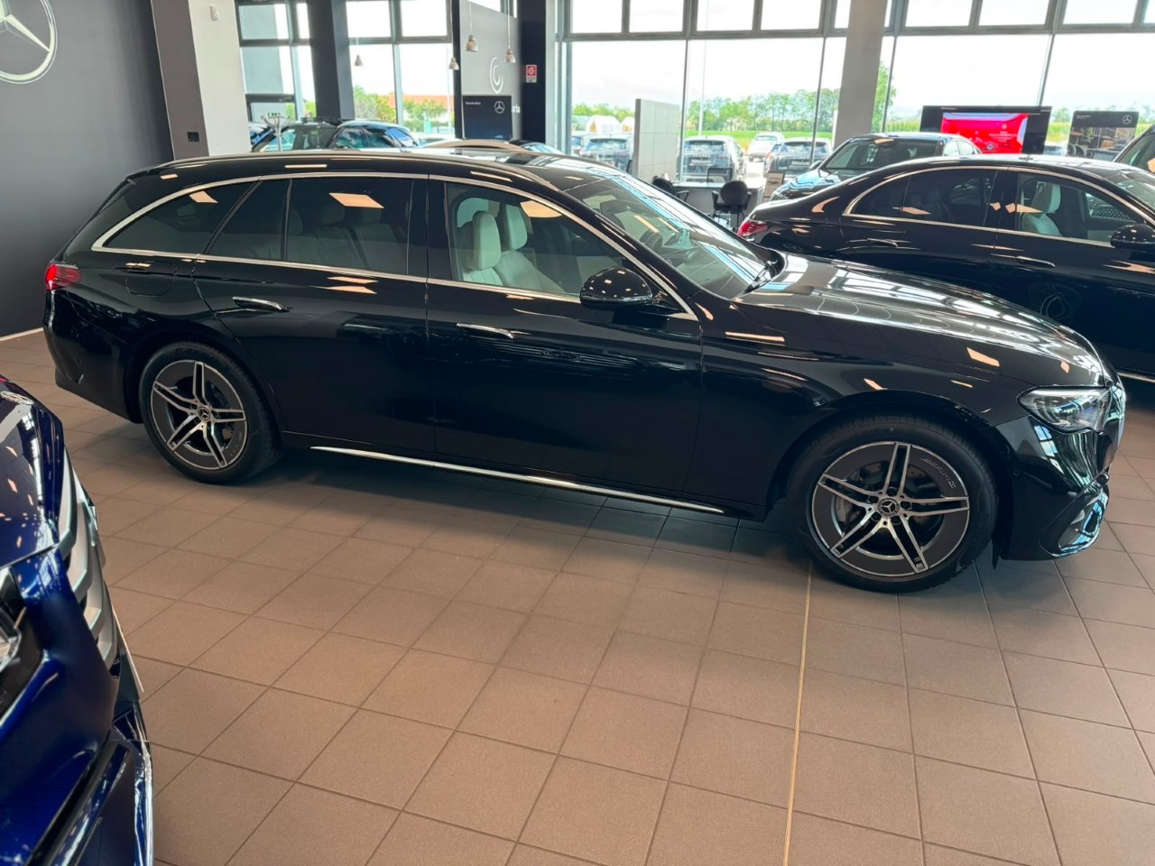 Mercedes Classe E Station Wagon Classe E 220 d 4Matic Station Wagon AMG Line ADVANCED - 8