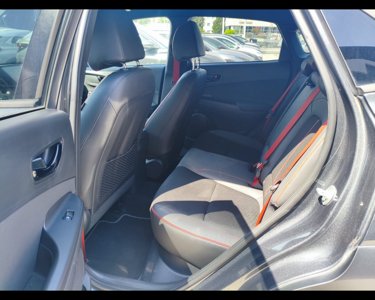 Foto HYUNDAI Kona 1.0 t-gdi Xpossible 2wd 120cv