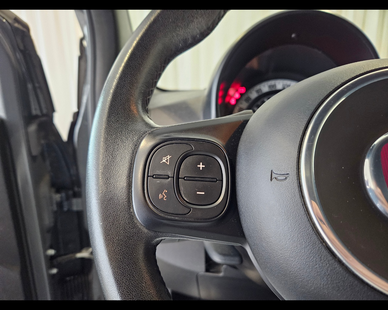 FIAT 500 1.0 hybrid Connect 70cv Ibrido benzina Usato - 10