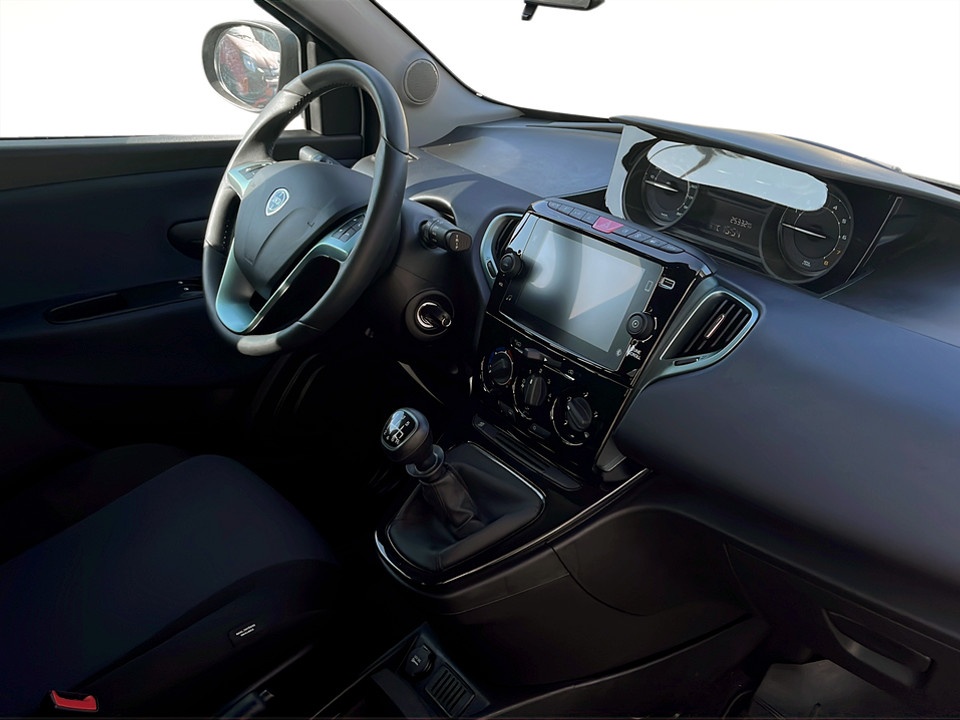LANCIA Ypsilon 1.0 firefly hybrid Gold s&s 70cv 5p.ti Ibrida usato - 12