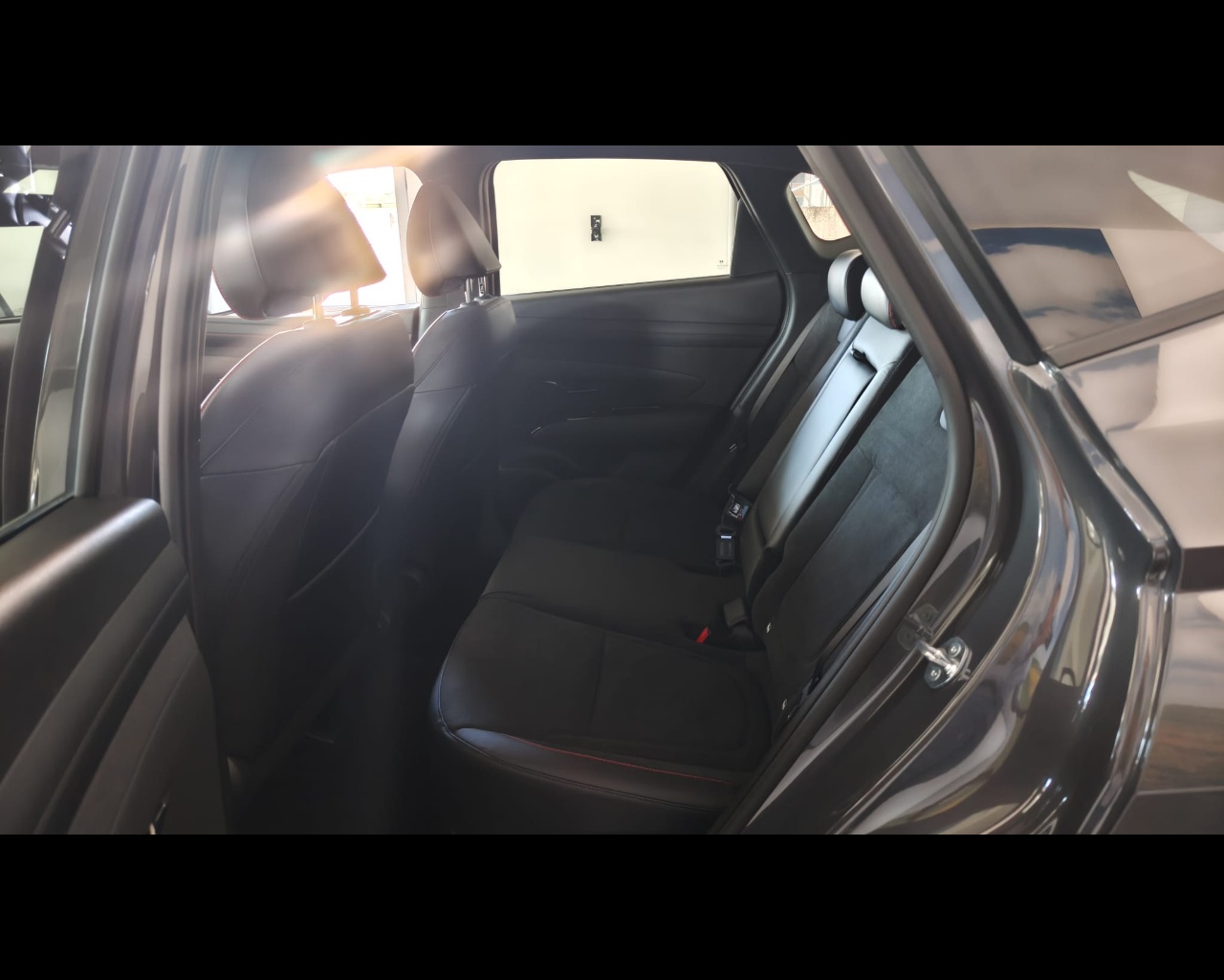 Foto HYUNDAI TUCSON MY27 1.6HEV AT 2WD NLINE