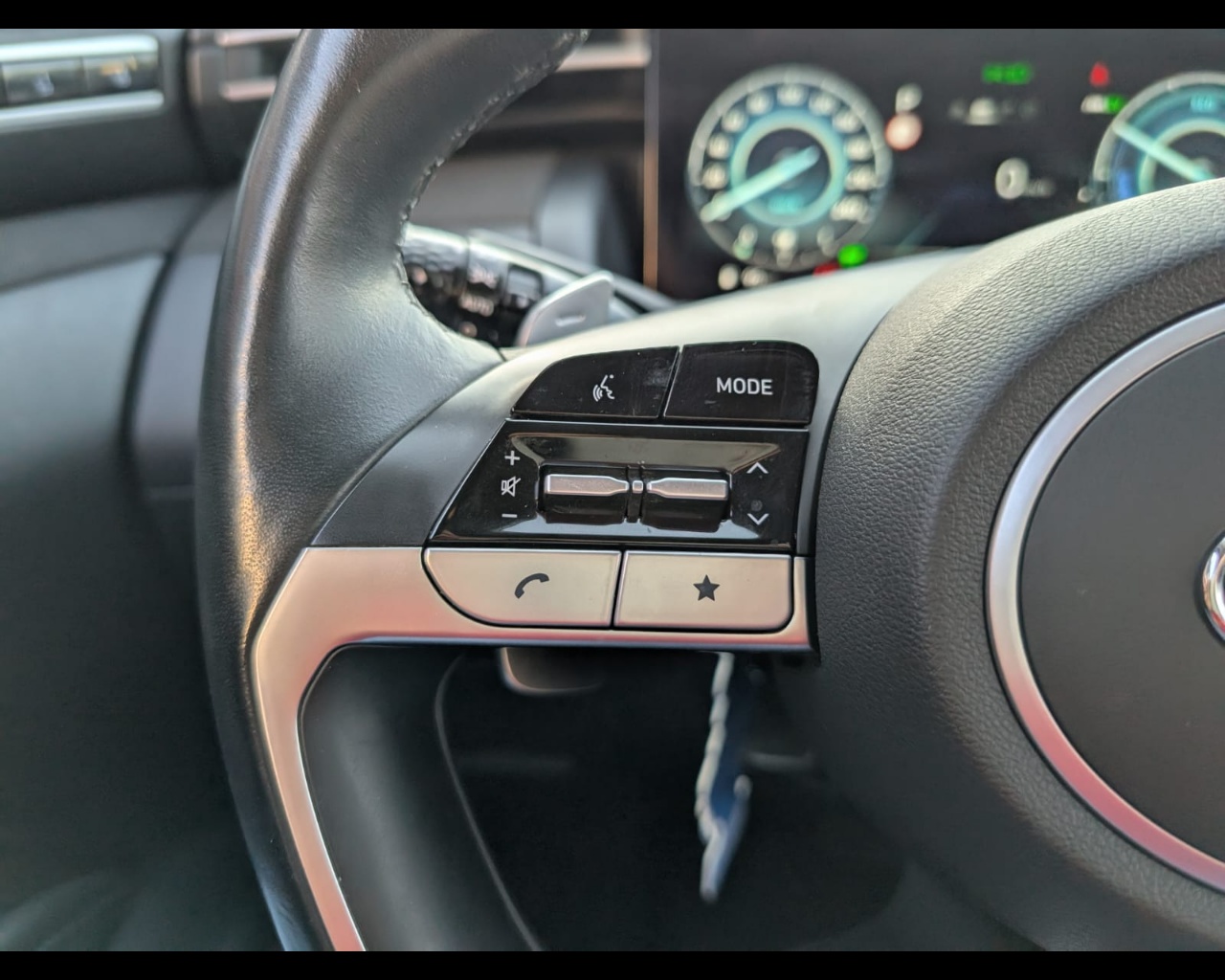 Foto HYUNDAI Tucson 1.6 hev Exellence Lounge Pack 2wd auto