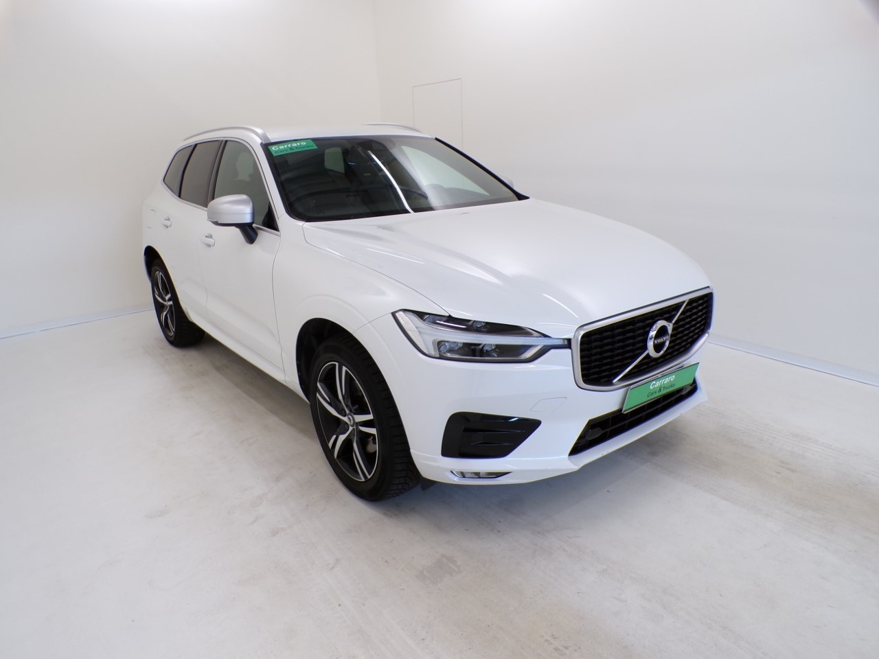 Volvo XC60 XC60 2.0 D4 R-Design AWD Geartronic - 3