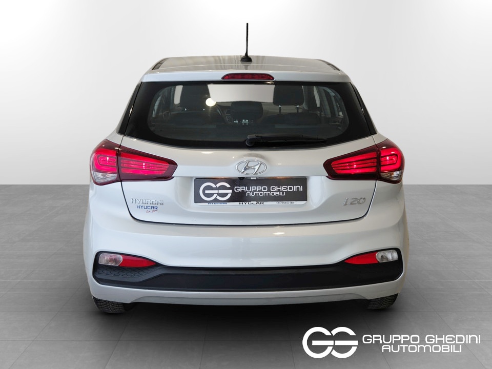 HYUNDAI i20 5p 1.2 mpi Tech 75cv Benzina usato - 4